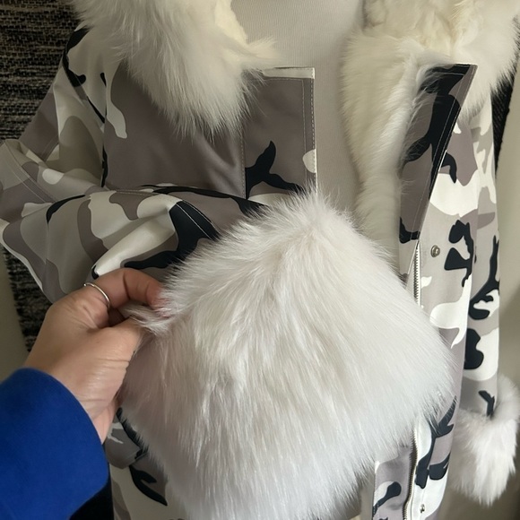 Volare New York Camouflage white fox fur jacket with hood size S NWT - Picture 7 of 15